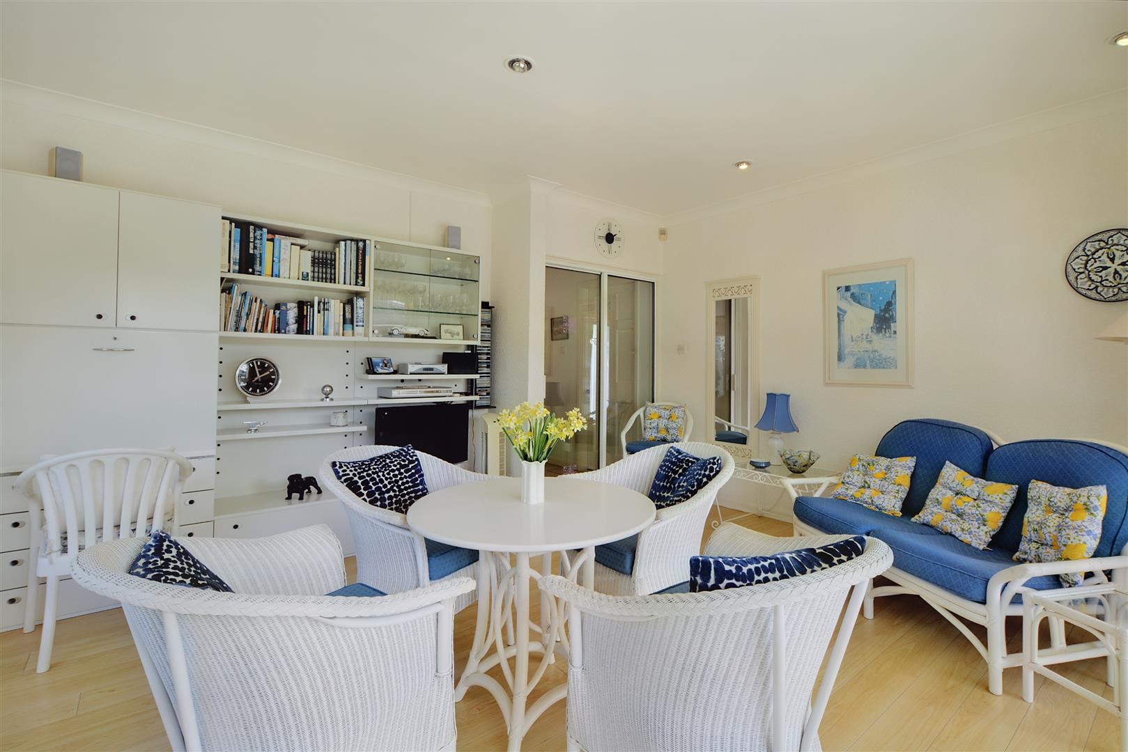 Claremont Avenue, Bramcote, Nottingham Robert Ellis Estate Agents